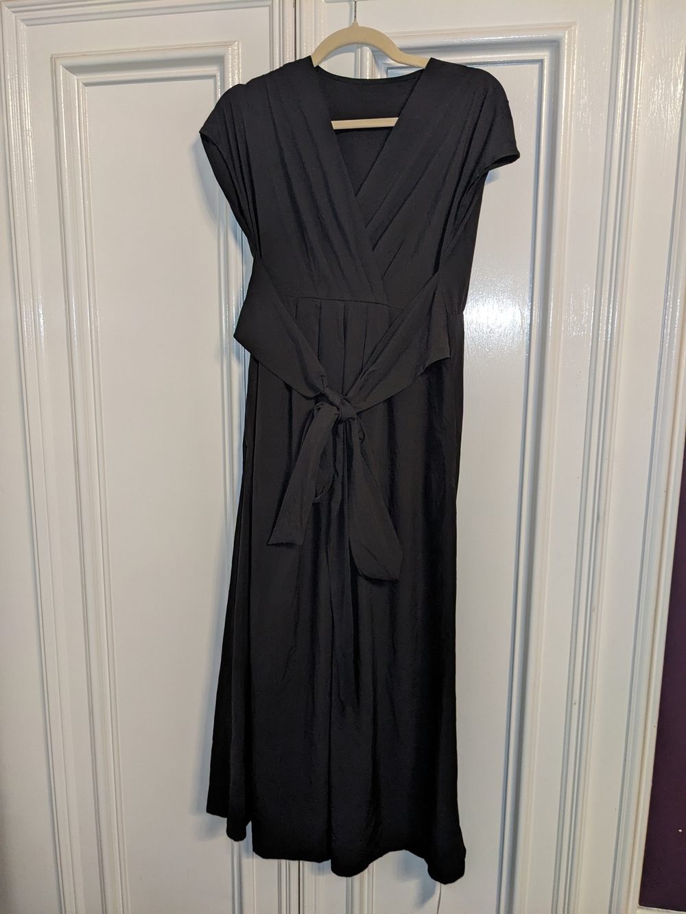 HALARA Black Wrap-Front Maxi Dress with Tie Waist